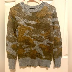 Banana Republic camo sweater
